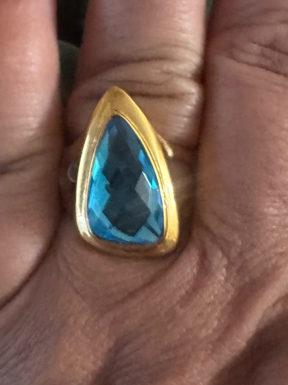 Gold Tone Teardrop Blue Crystal Ring